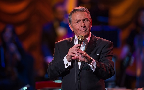 Bob Anderson portrays Frank Sinatra in "Grank--The Man, The Music" at The Palazzo
