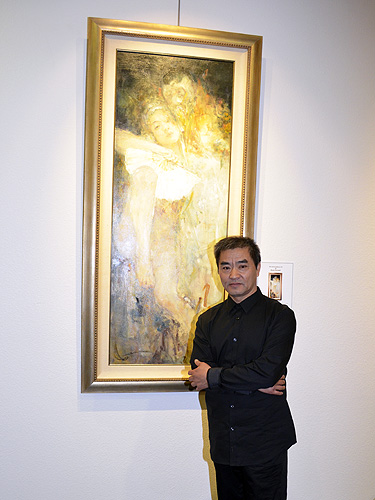 Master artist Hu Jundi at Centaur Galleries